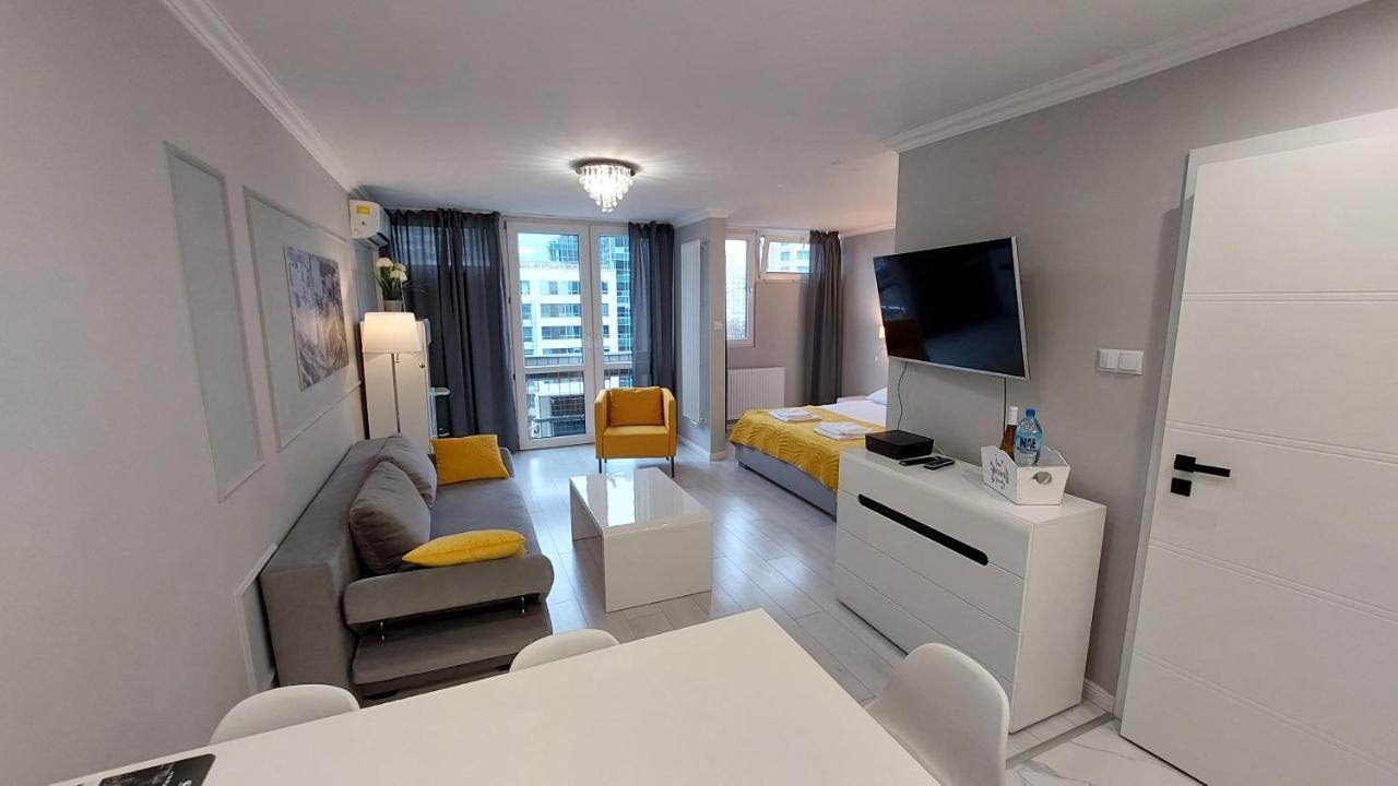 ורשה Elegancki Apartament W Sercu Warszawy מראה חיצוני תמונה